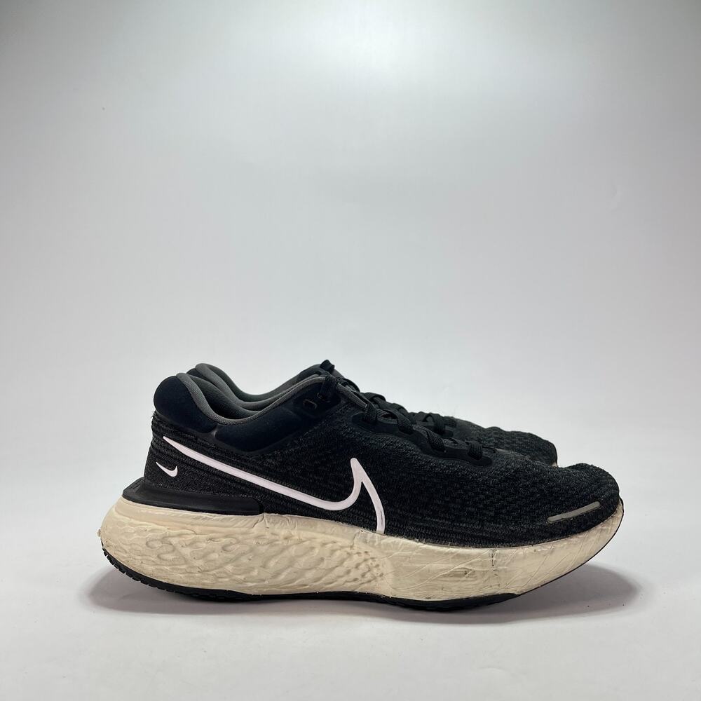 Nike ZoomX Invincible Run Flyknit Black White CT2229-001 Women's Size 9.5